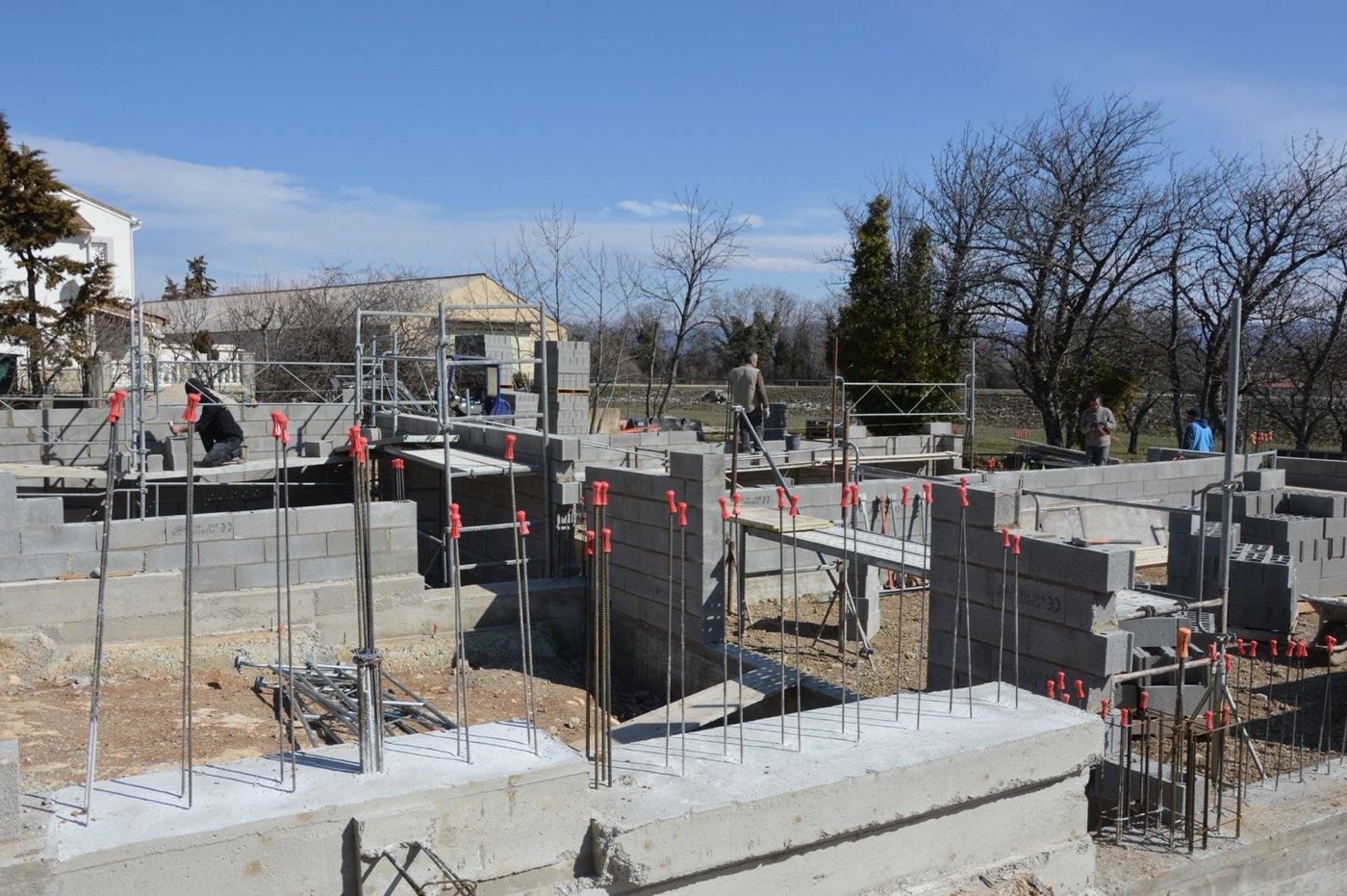 Villa frame — columns and blockwork
